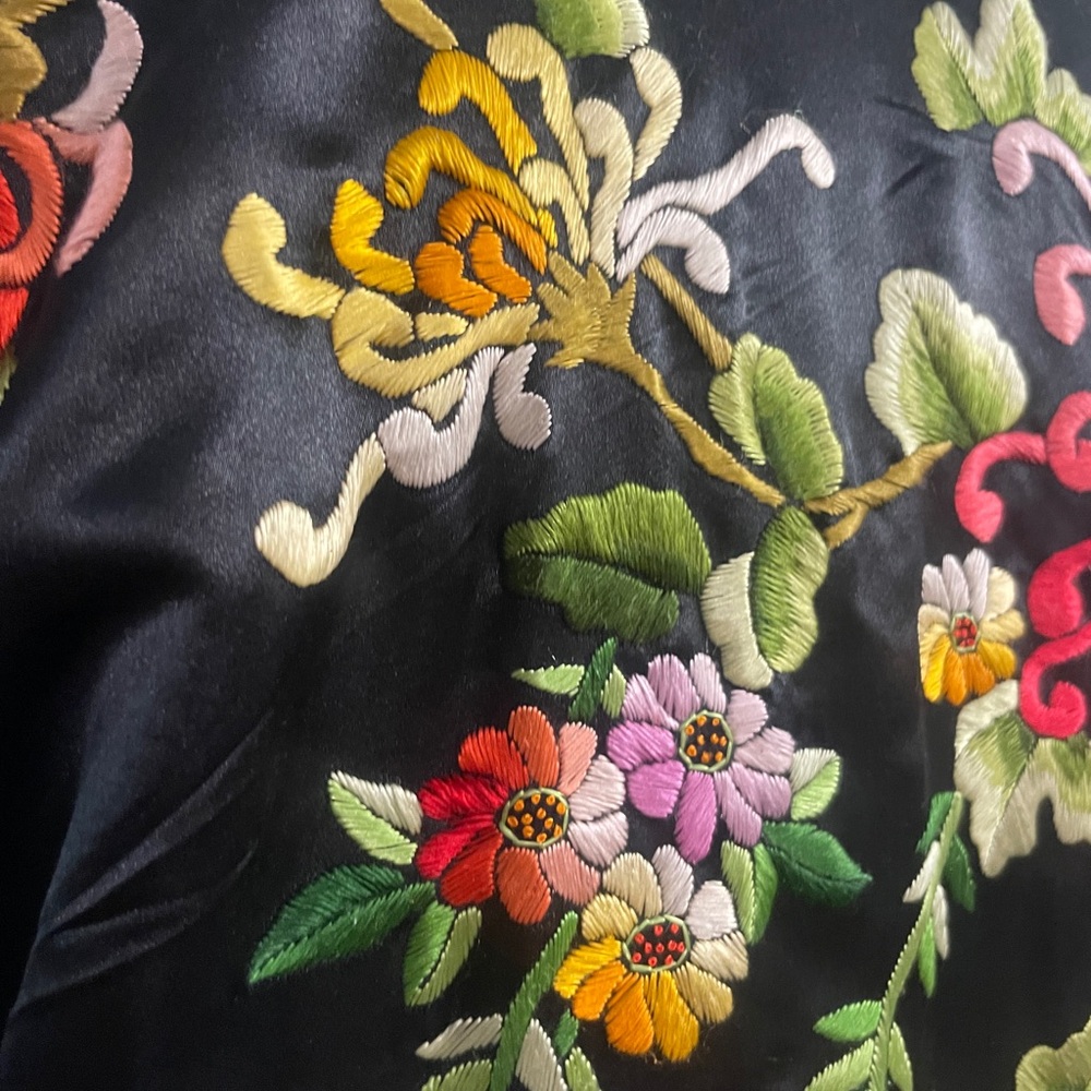 Vintage Golden Dragon Black Silk Embroidered Kimono Robe Floral Chinese - Picture 6 of 16